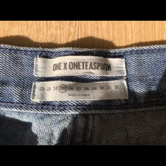 ONE TEASPOON WOMEN LOW WAIST BONITAS DENIM SHORTS - Picture 4 of 4